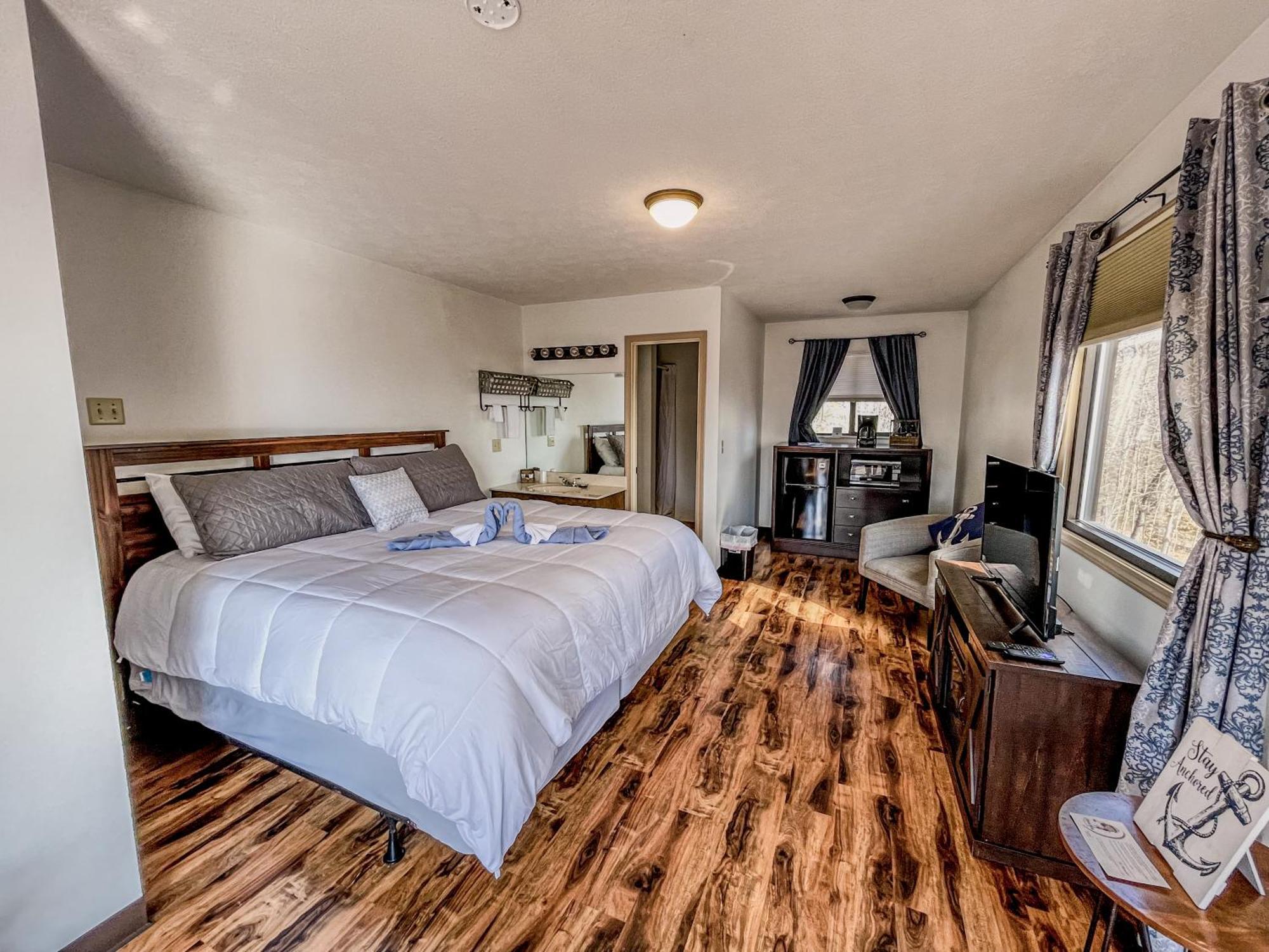 Timber Pointe Resort Jamestown Bagian luar foto
