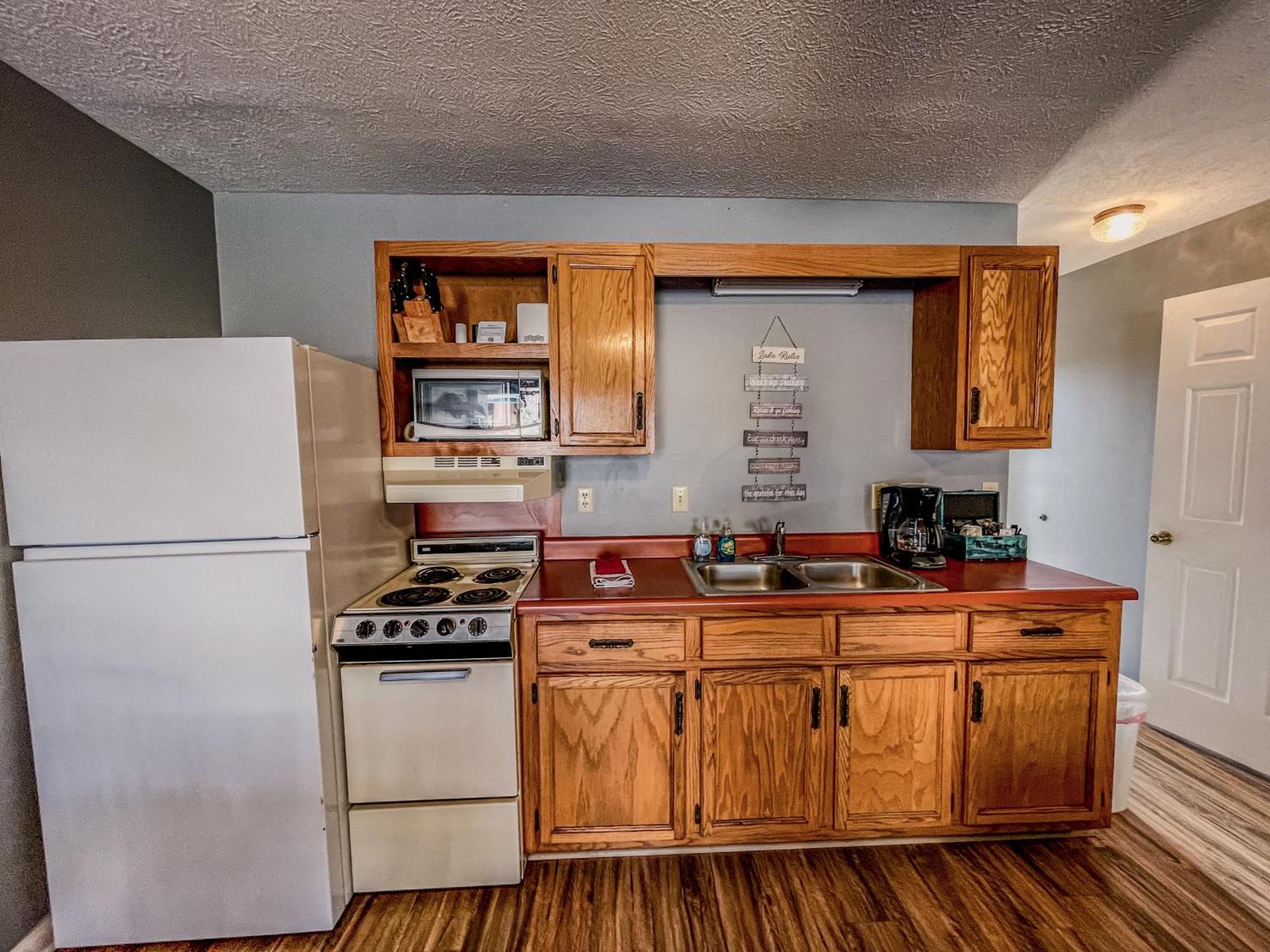 Timber Pointe Resort Jamestown Bagian luar foto