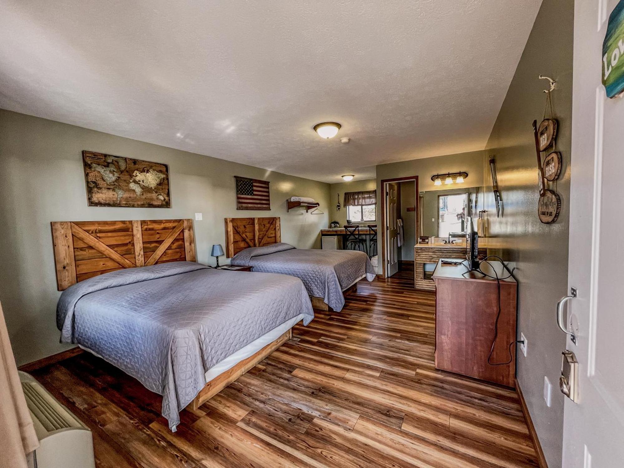 Timber Pointe Resort Jamestown Bagian luar foto
